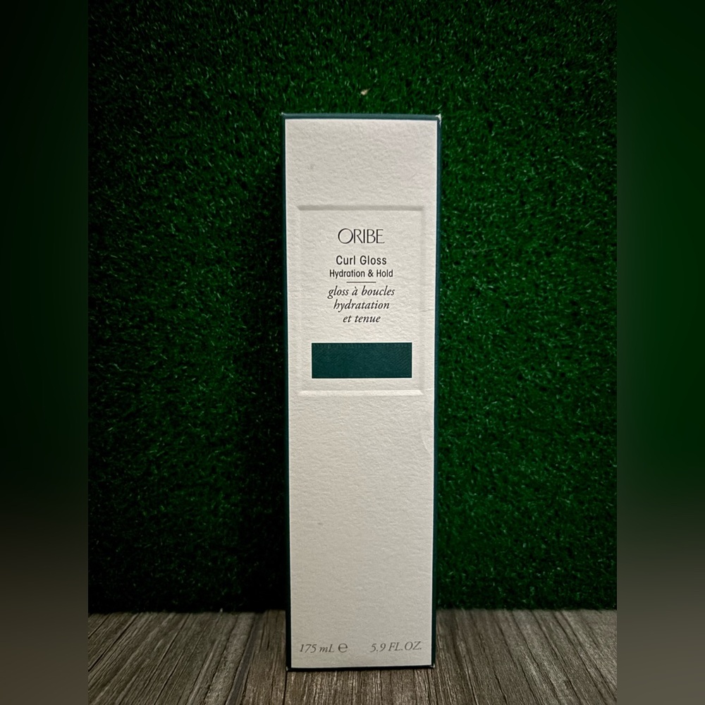 NWT Oribe Curl Gloss Hydration & Hold (175 ml / 5.9 fl oz)